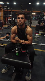 Yash Pandit review photo