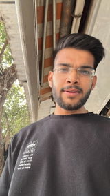 Ved Dwivedi review photo
