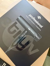 R review photo