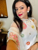 Mansi review photo
