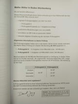 Ein Rabe im Spiegel review photo