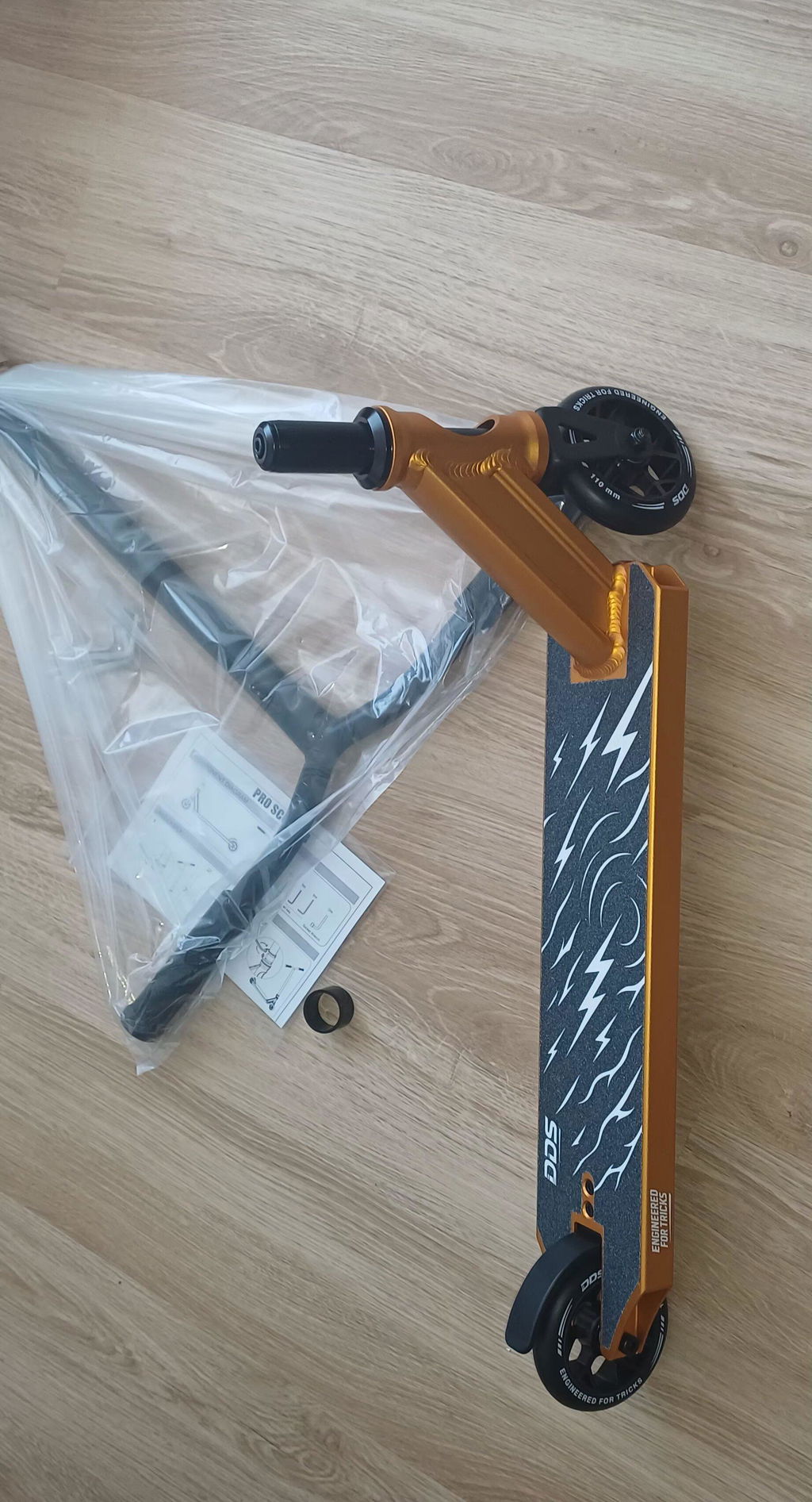 NKD Rally Stuntstep v4 Zwart Goud