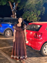 Meera review photo
