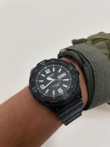 S.A. review photo