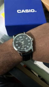 A.J. review photo