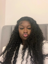Sharnae V. review photo