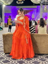 priya sariyal review photo