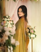 Ayushi Dubey review photo