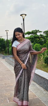 Shweta review photo