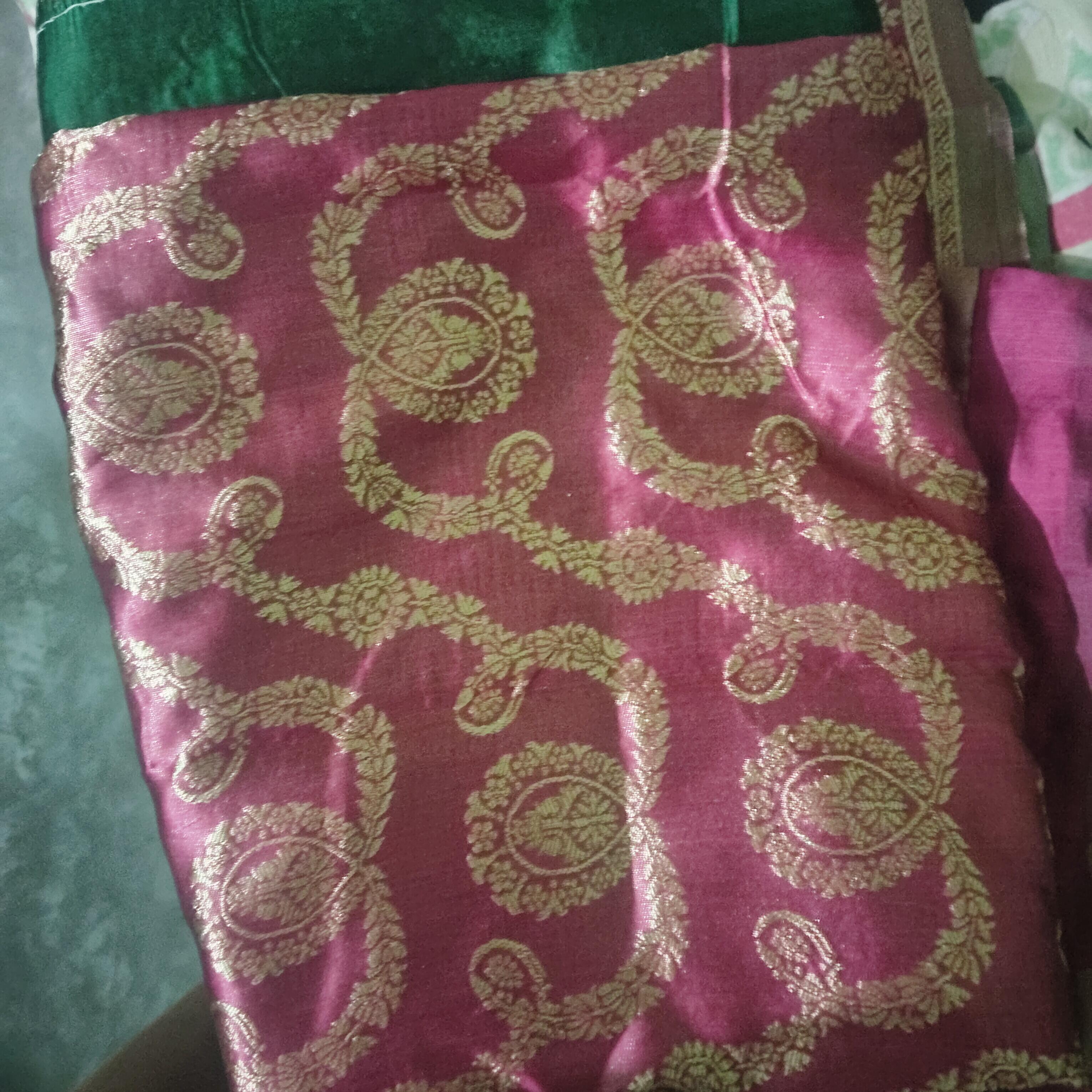 Arushi Sharma review photo