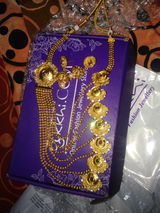 zeenat khan review photo