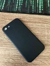 H.L. review photo