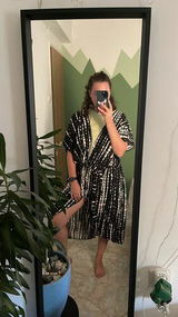 A***t review photo