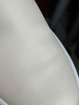 B.Y. review photo