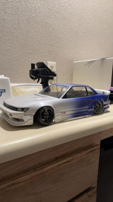 R. review photo