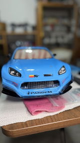 M. review photo