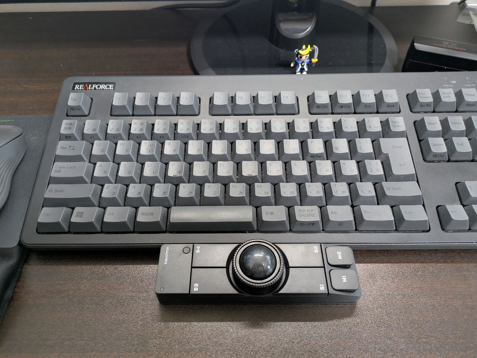 Keychron Nape Pro ワイヤレストラックボールマウス– SUPER KOPEK