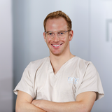 Dr. B. Langwieder, dentist review photo