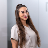 Selin Yazar, dental assistant review photo
