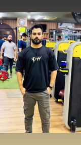 Ali zaffar review photo