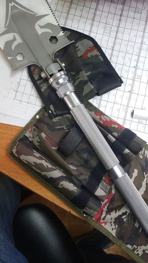 Survival Shovel™ Multifunction Compact Survival Tool