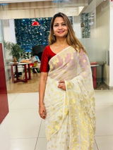 Debilina R. review photo