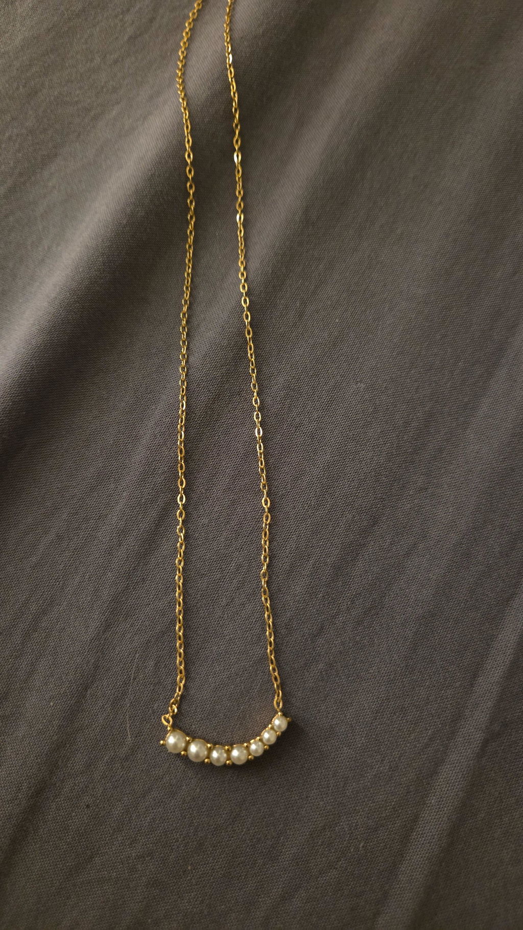 Clairé Arc Necklace