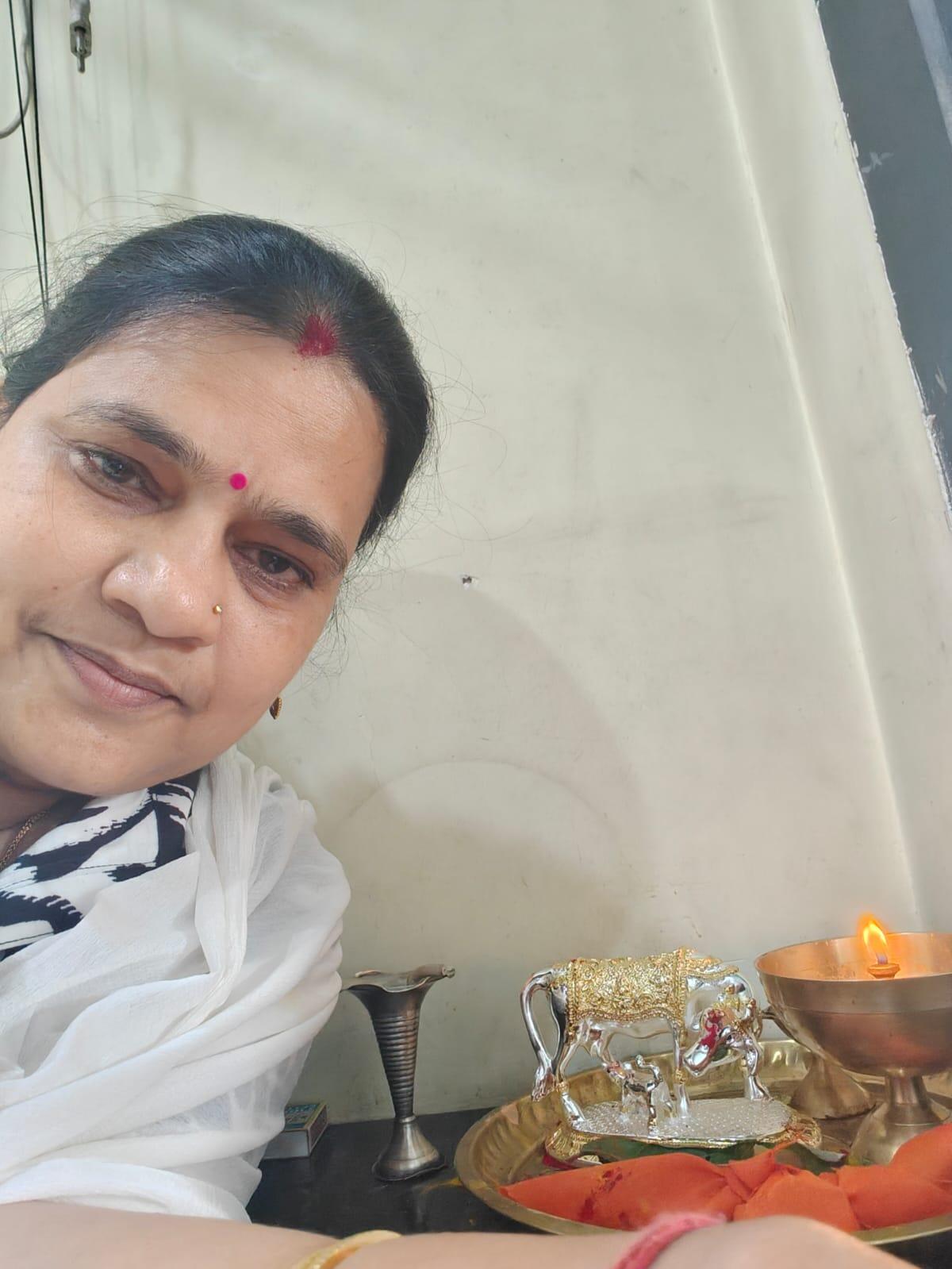 Bhavani Saxena review photo