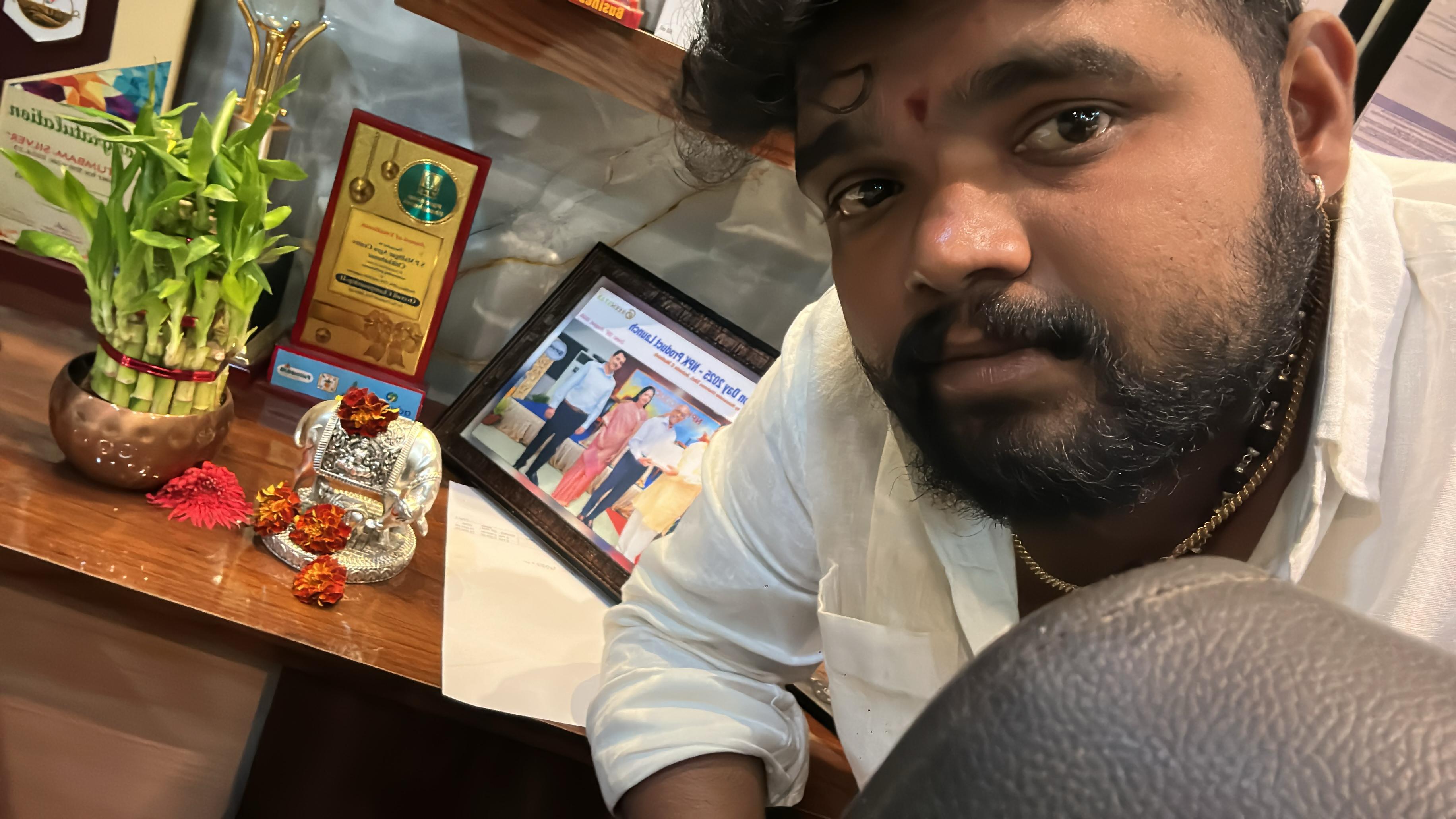 Varun Malligar review photo