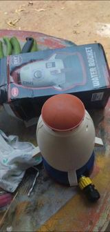 L.E. review photo