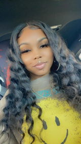 Shontavia Jones review photo