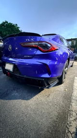 Lorenzo R review photo