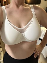 Ashley Thompson review photo