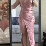 Linda review photo