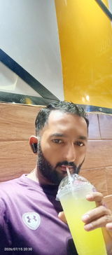 Ijaz Akbar review photo
