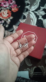 Pooja review photo