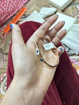 Shivali . review photo