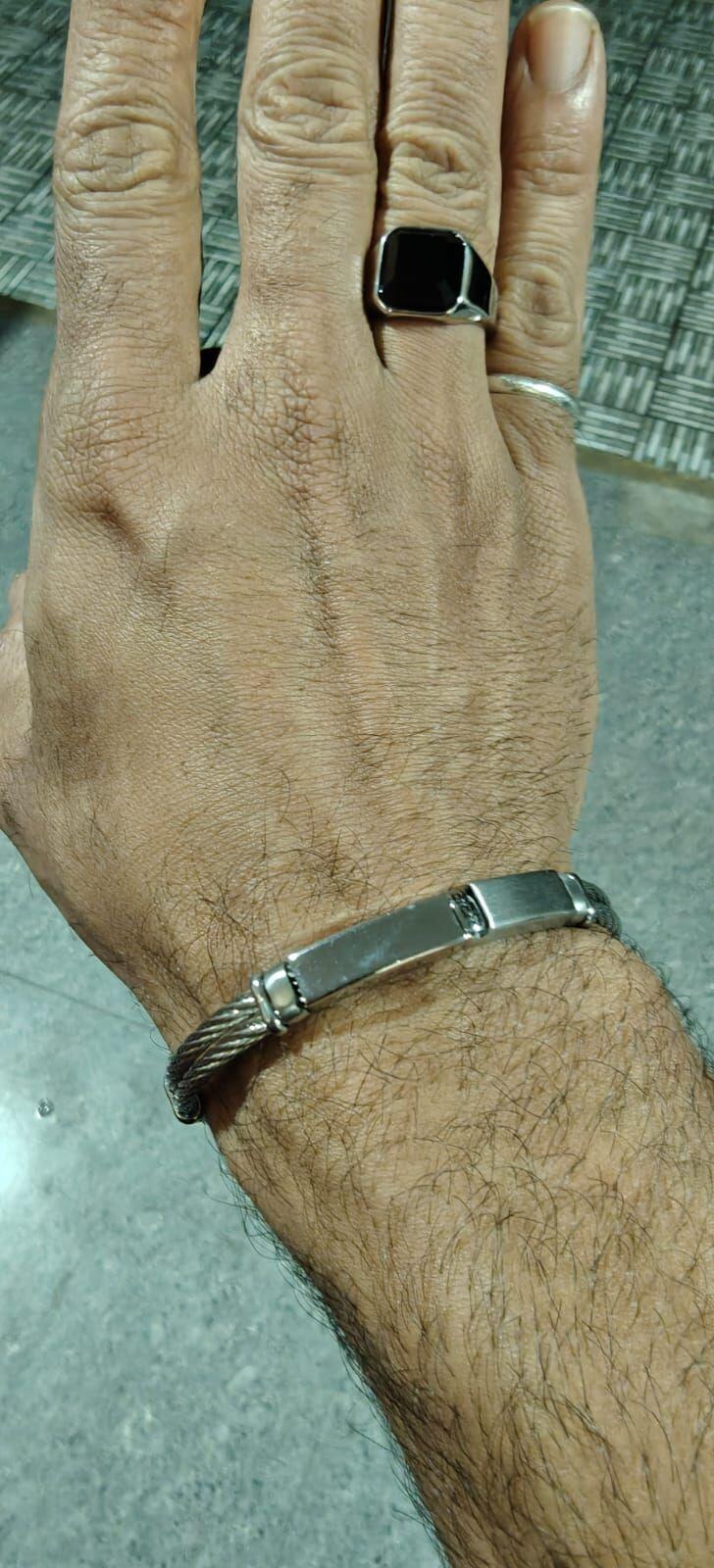 Abishek ruparel review photo