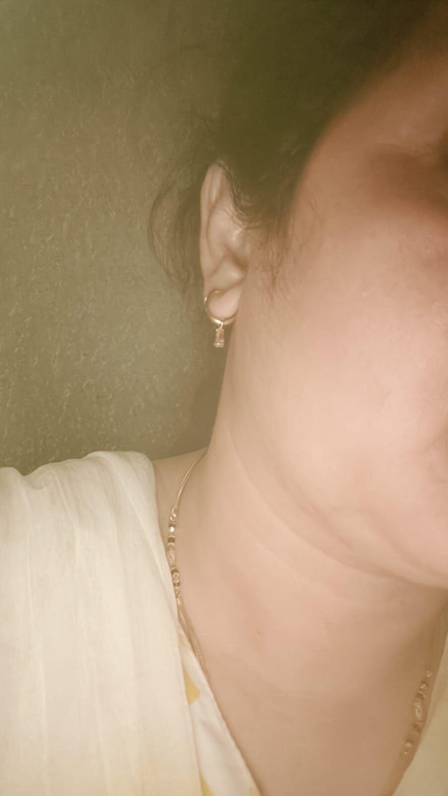 Sweta singh review photo