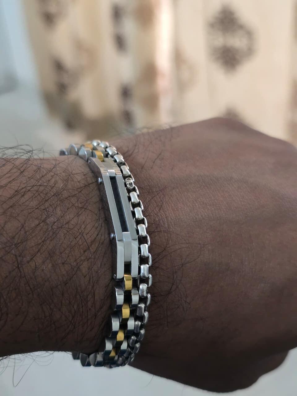 Afaq Kadiri review photo