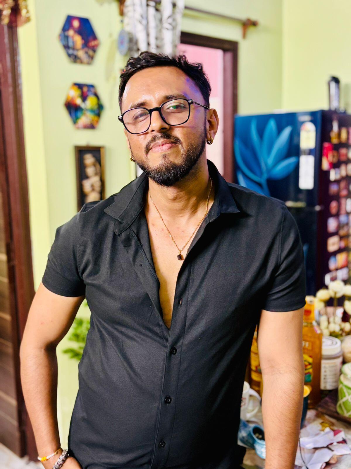 Tirthendu Halder review photo