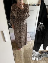 Ella review photo