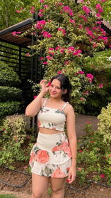 Suganya review photo
