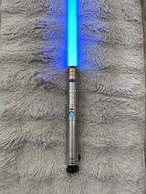 aki review photo