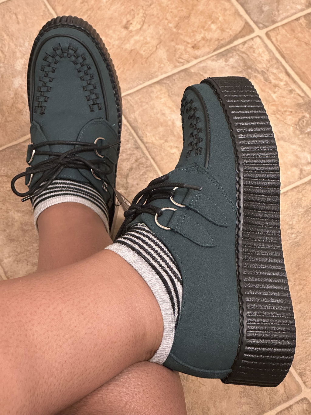 Black Leather Flat Studded Viva Mondo Creepers | T.U.K. Footwear