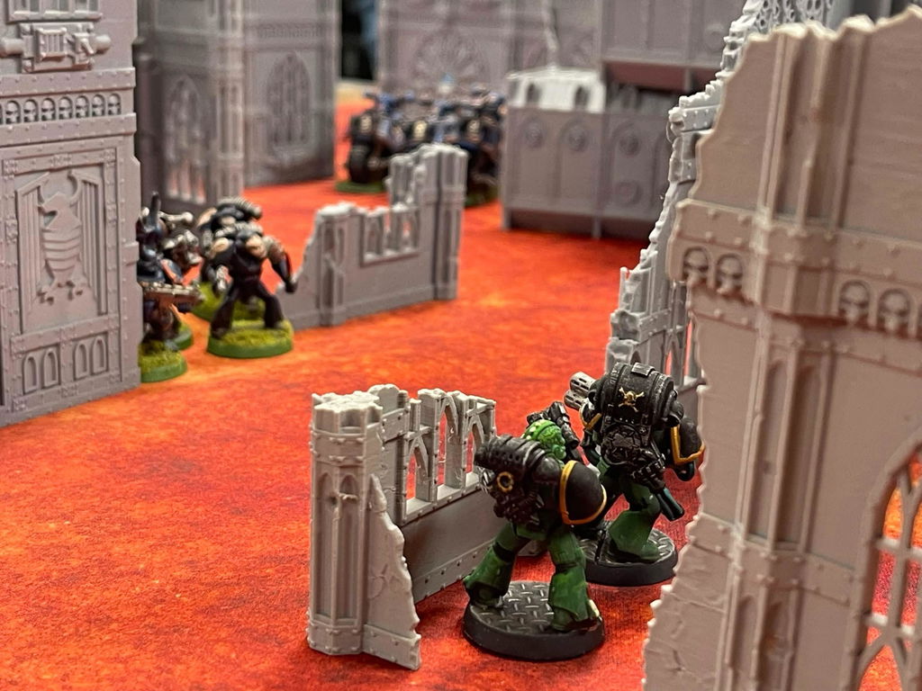 11e Gothic Ruins Foldable Tournament Terrain