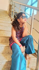 Liya review photo