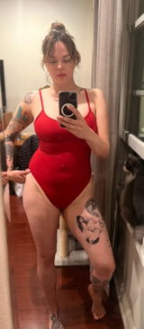 Laura Feiner review photo