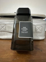 J. review photo