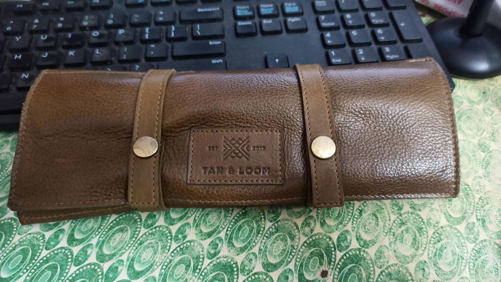Artist's Roll (Olive Green)